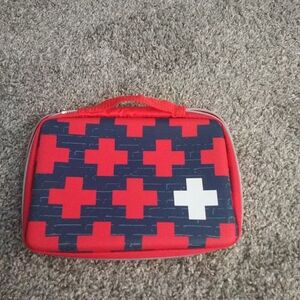 Red and Blue Cross Pattern Storage Case